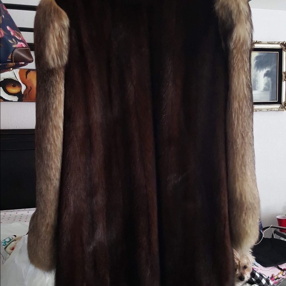 Coat - Picture 2 of 2
